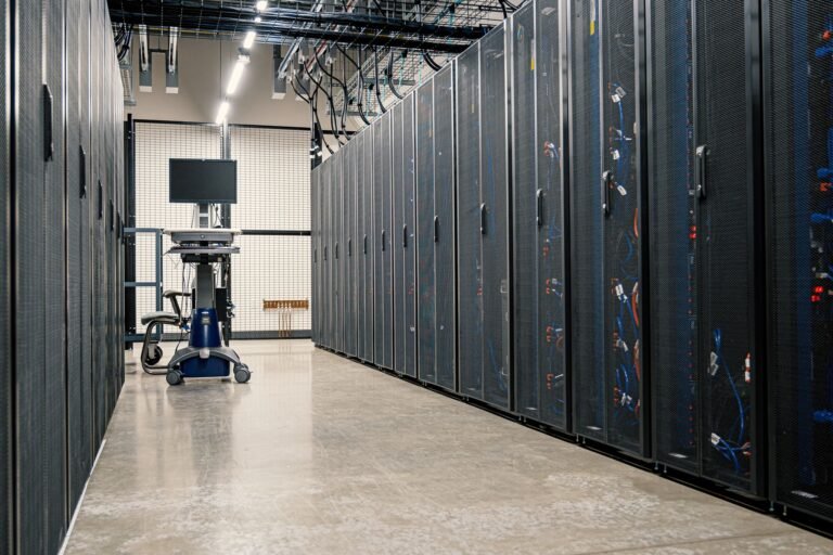 Badajoz tendrá centros de datos de IA de 300 MW: a plena potencia, la luz de 690.000 a 960.000 hogares